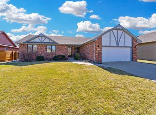 9711 W 19th St N, Wichita, KS 67212