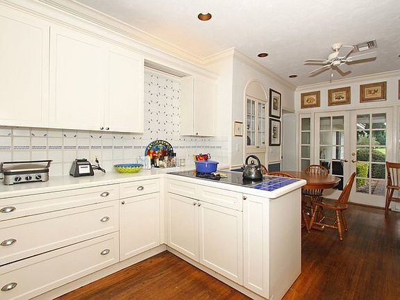 5th image of 4203 San Amaro Dr
