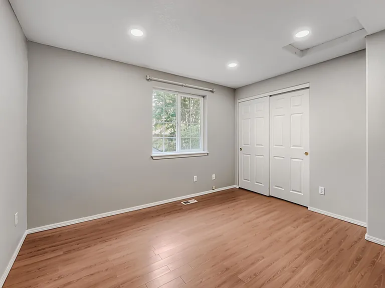 4605 SW 164th Ter — Photo 24