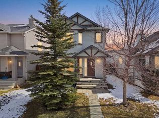 40 W Eversyde Cir SW, Calgary, AB T2Y 4T3
