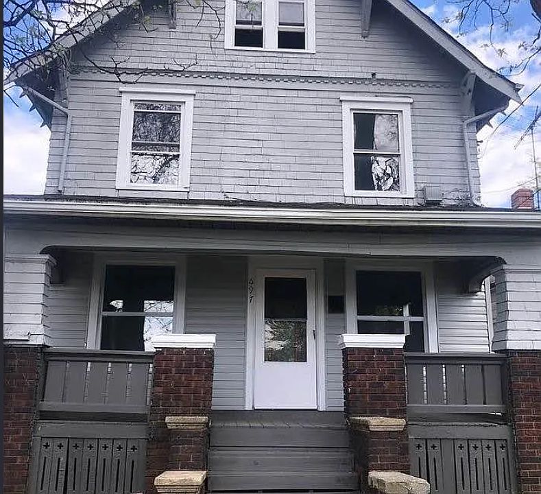 1st image of 697 Grant St #A