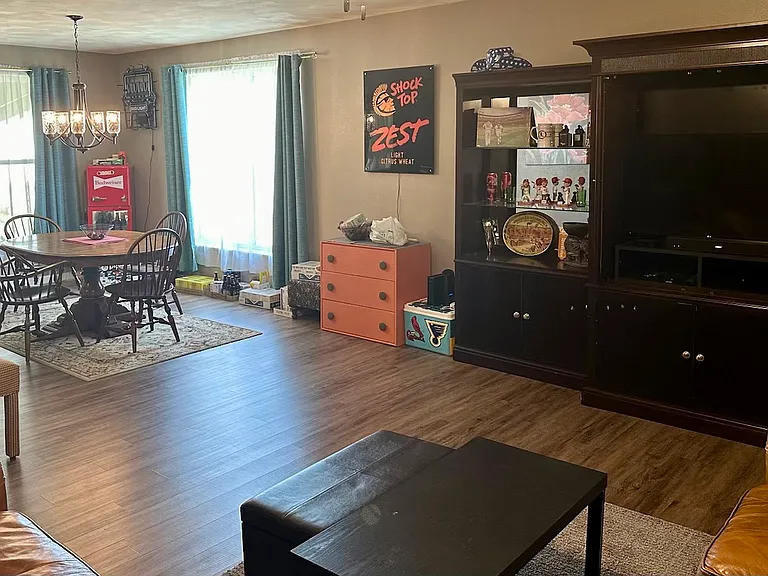 2320 Llewellyn Rd — Photo 8
