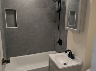 208 Howard Ave #2, Brooklyn, NY 11233