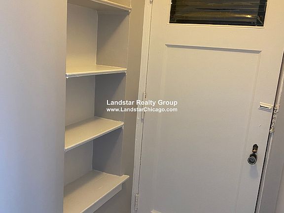 4th image of 5737 N Kenmore Ave APT 611