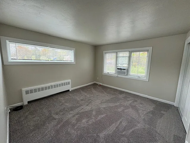 Farmington Court Apartments — Photo 52