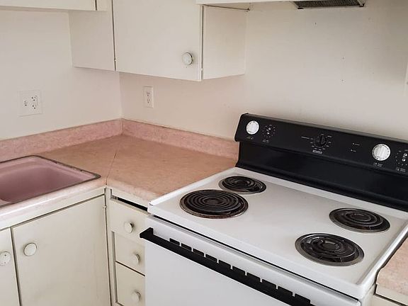 3rd image of 2565 Lynnwood St APT 4