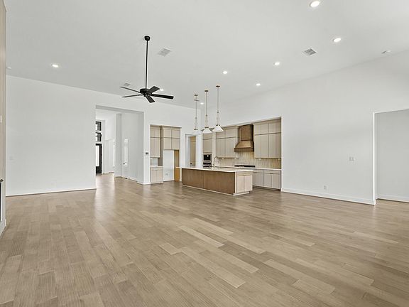 5th image of 16519 Harmony Fields St
