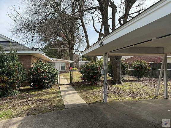 2nd image of 2 Desoto Cir