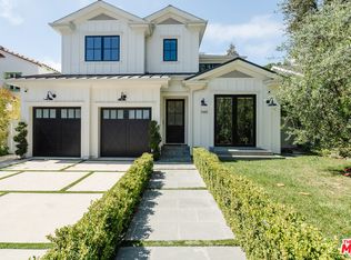 1145 Chautauqua Blvd, Pacific Palisades, CA 90272