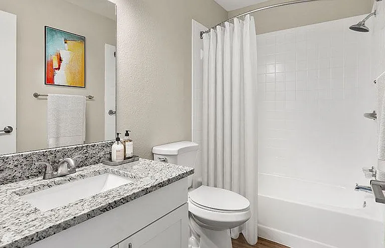 Gulfshore Apartment Homes — Photo 9
