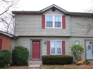 11 Nicolson Cir #I-2, Fairfield, OH 45014