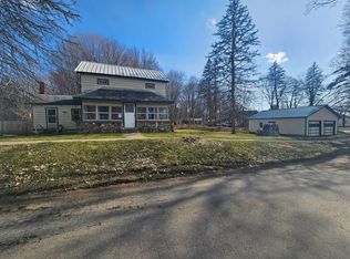 433 W Clinton St, Burr Oak, MI 49030