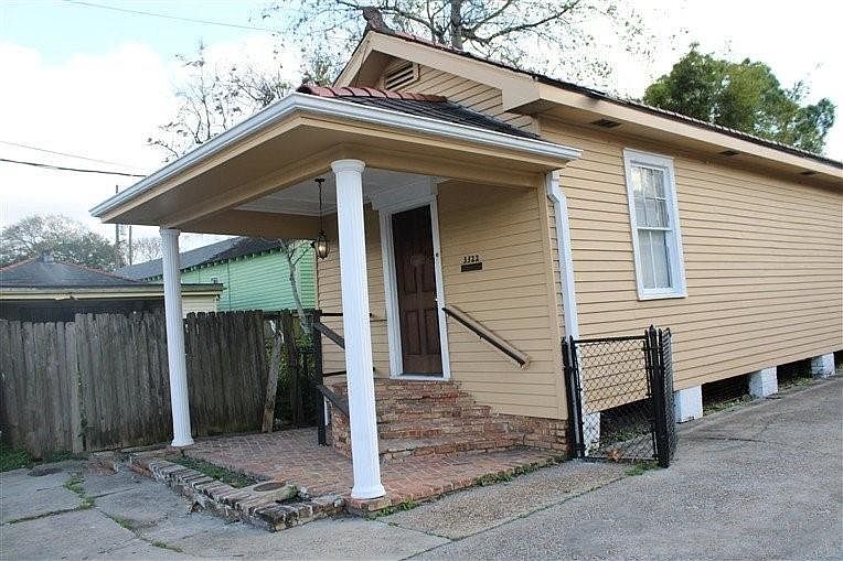 2nd image of 3322 N Robertson St