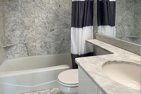 Rented by Fox Residential Group | media 16