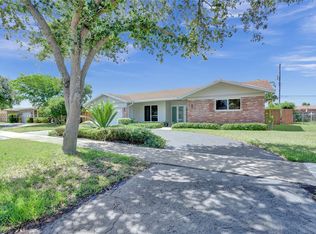 2031 NE 62nd St, Fort Lauderdale, FL 33308
