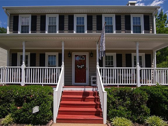 5th image of 8920 Castle Point Dr