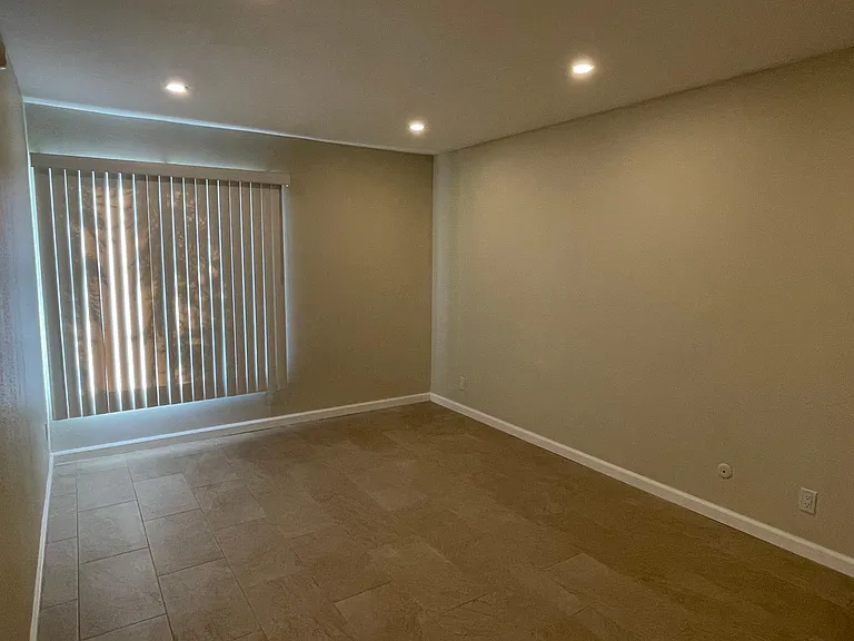 5700 Etiwanda Ave #240 — Photo 23
