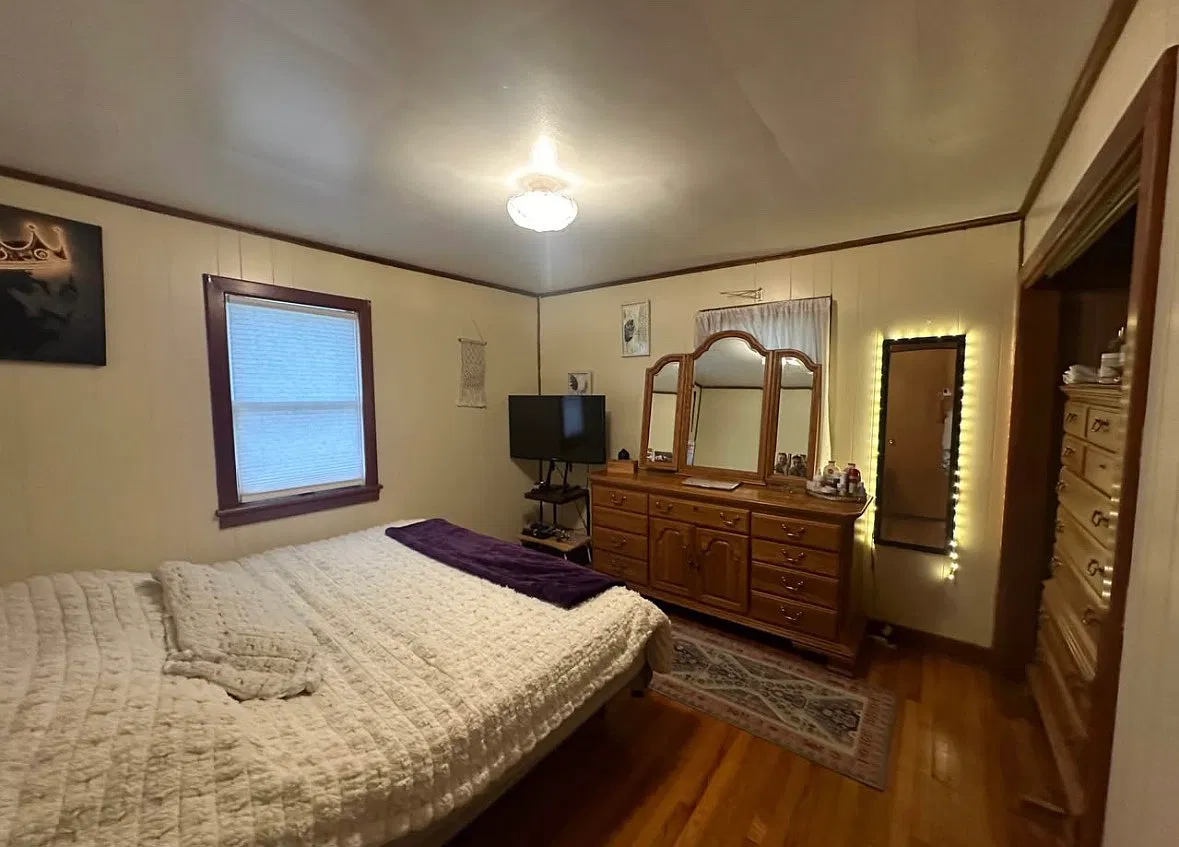 2 bed, 1274 sqft, $1,000 — Photo 4