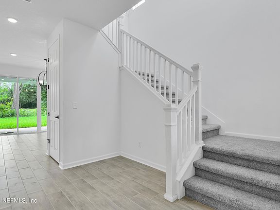 3rd image of 887 CEDAR SLOUGH Drive