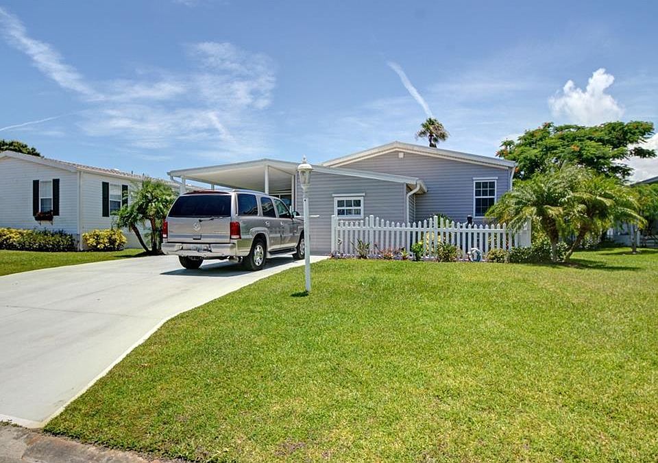 1st image of 1069 Royal Palm Dr