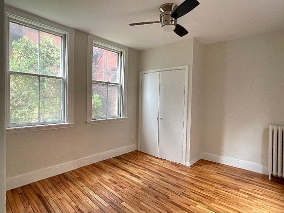 5th image of 22 Alton Ct #1A