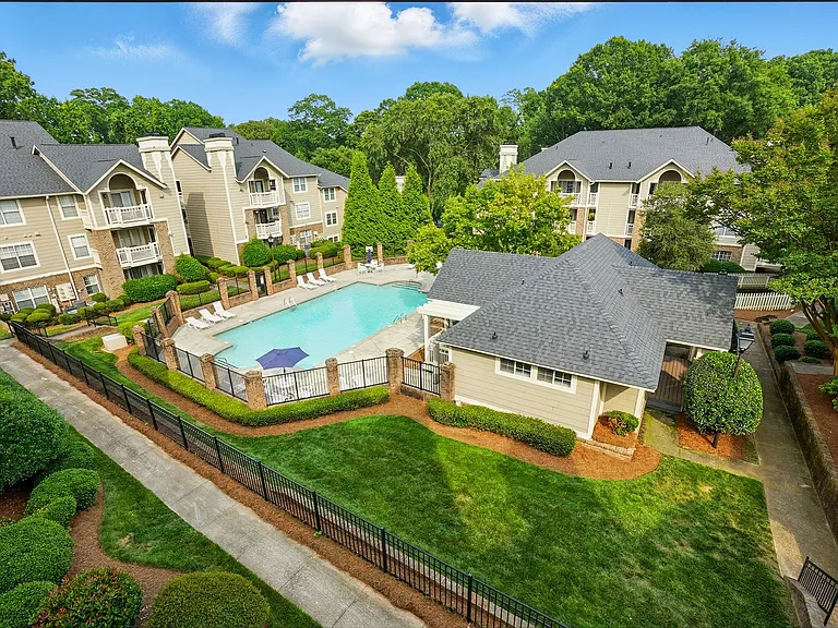 5007 Sharon Rd #R — Photo 42