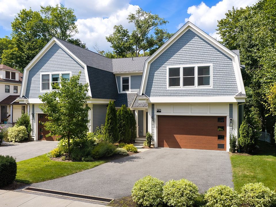 1st image of 321 Lake Ave #321
