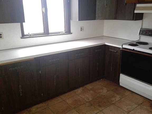 3rd image of 721-723 N Lincoln Ave