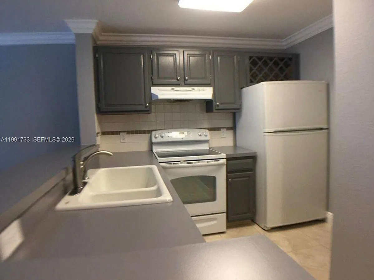 Building Photo - 1780 Palm Cove Blvd #6202