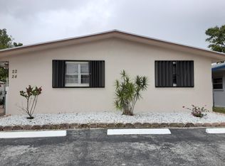 22 SW 5th St, Hallandale, FL 33009