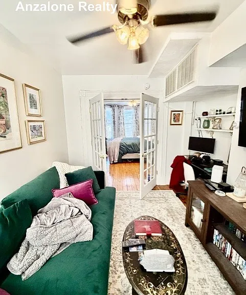 20 Stillman St #4R — Photo 2