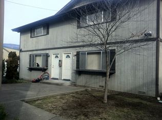 482 Walker Ave APT 6, Ashland, OR 97520