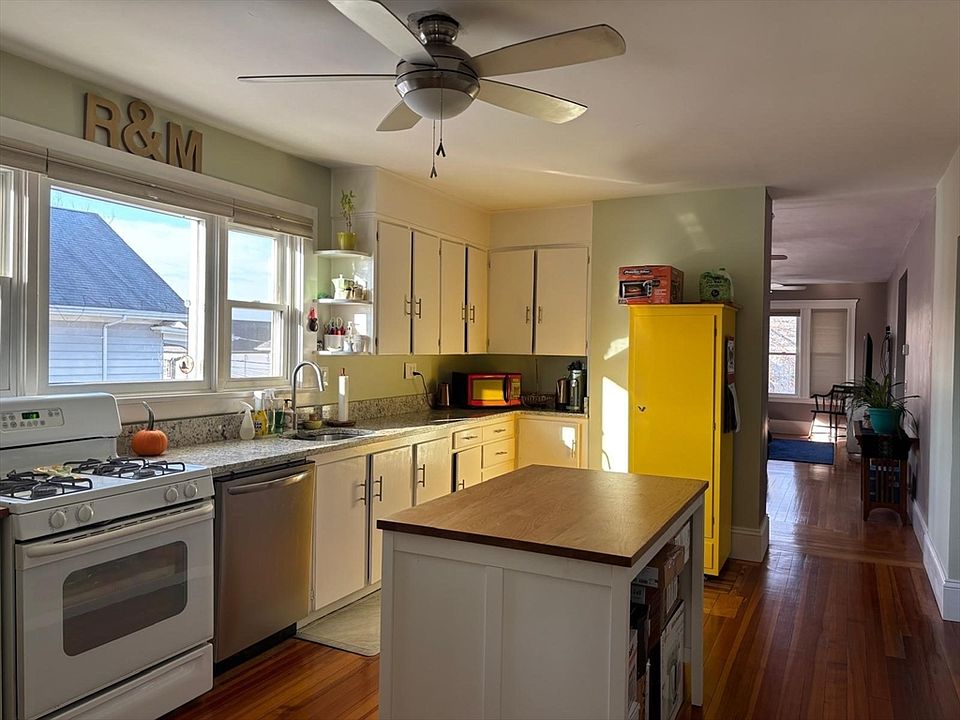 1st image of 88 Quincy St #2