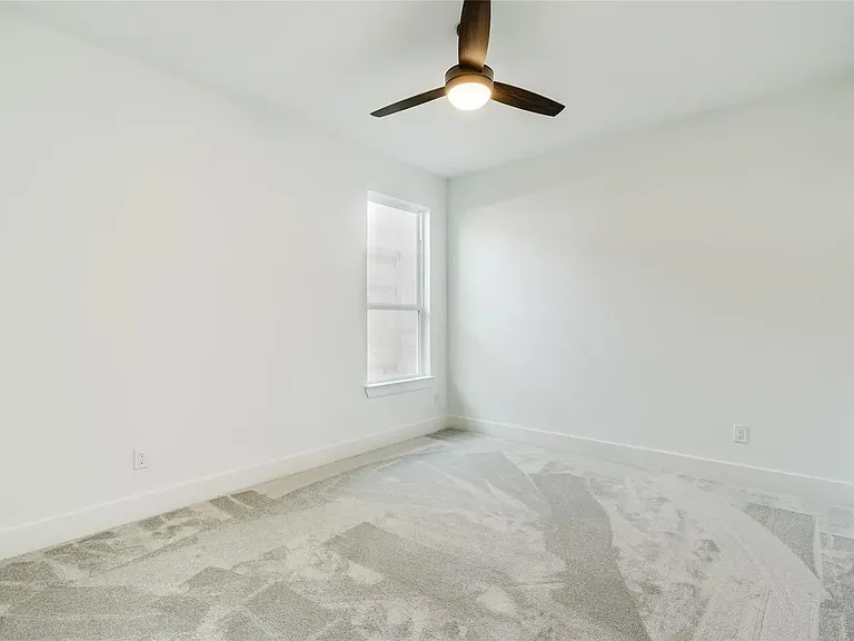 4015 Odessa St — Photo 4