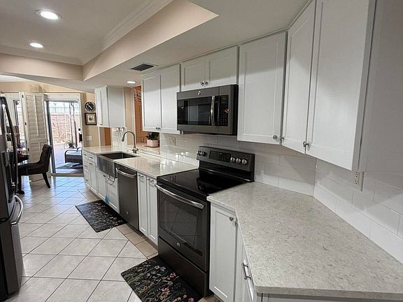 4th image of 10802 W THUNDERBIRD Boulevard
