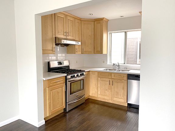5th image of 887 San Jose Ave