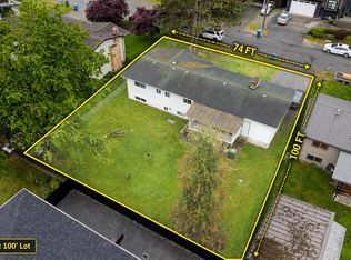 2141 Lynden St, Abbotsford, BC V2T 3B6