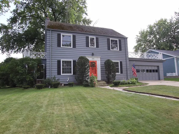 392 Ledgeview Ave, Fond Du Lac, WI 54935