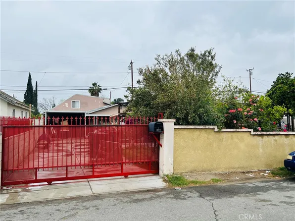 6976 Fairfax Dr, San Bernardino, CA 92404