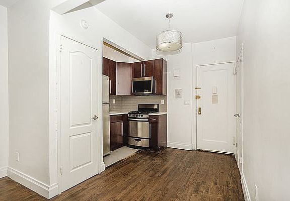 2nd image of 1356 1st Ave APT 3G