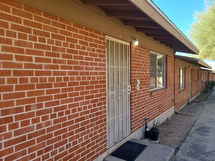 2 bed, 2.0 bath, $1,045 — Photo 1