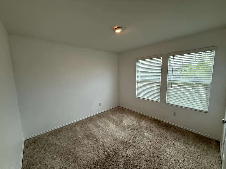 6011 Determine Ln — Photo 10