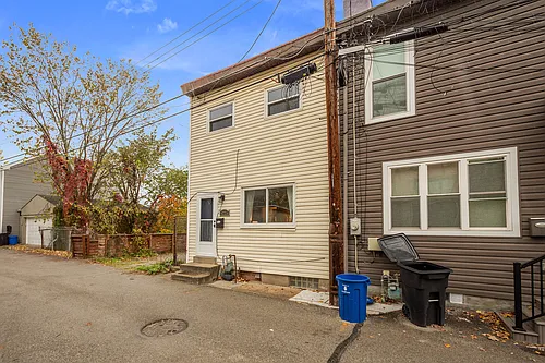 5223 Lotus Way Photo 1