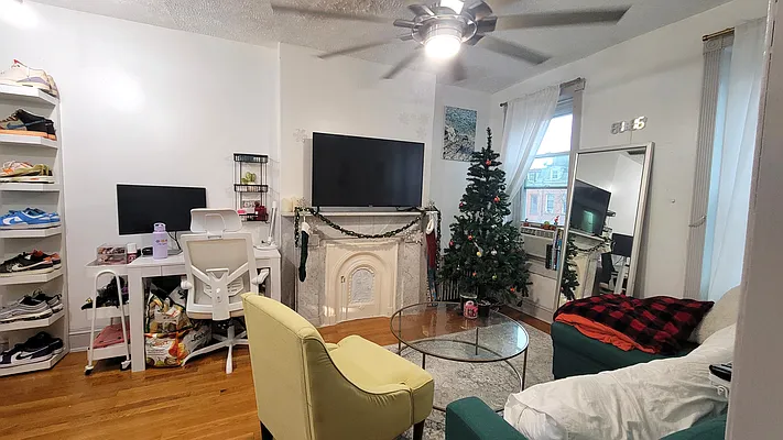 Rented by New York Dwellings LLC | media 6