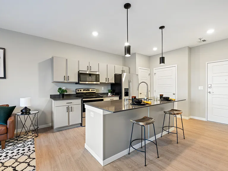 EagleRidge Plaza Residences — Photo 84