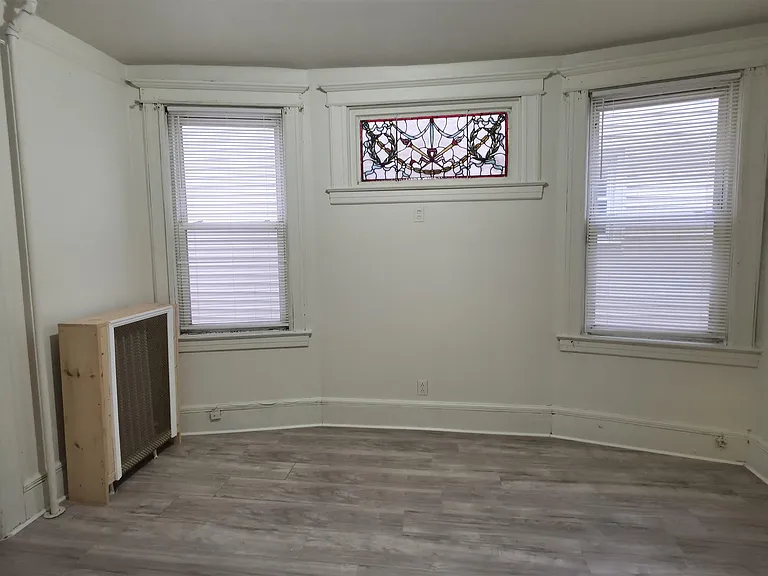 19 Delaware Ave #2 — Photo 9