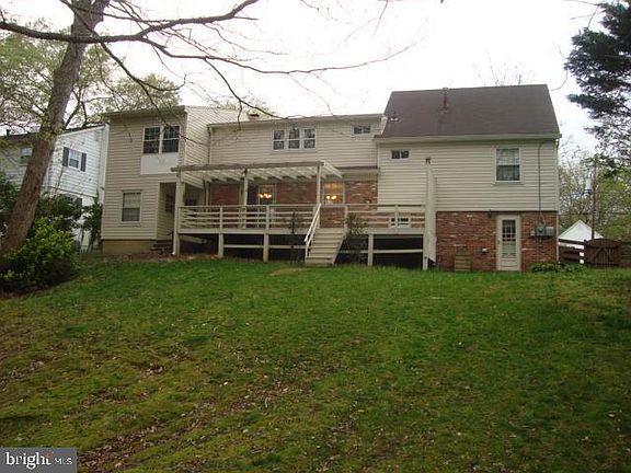 2nd image of 8023 Candlewood Dr