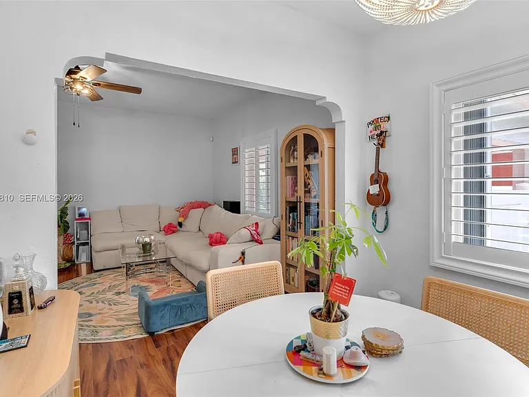 3151 NW Flagler Ter — Photo 36