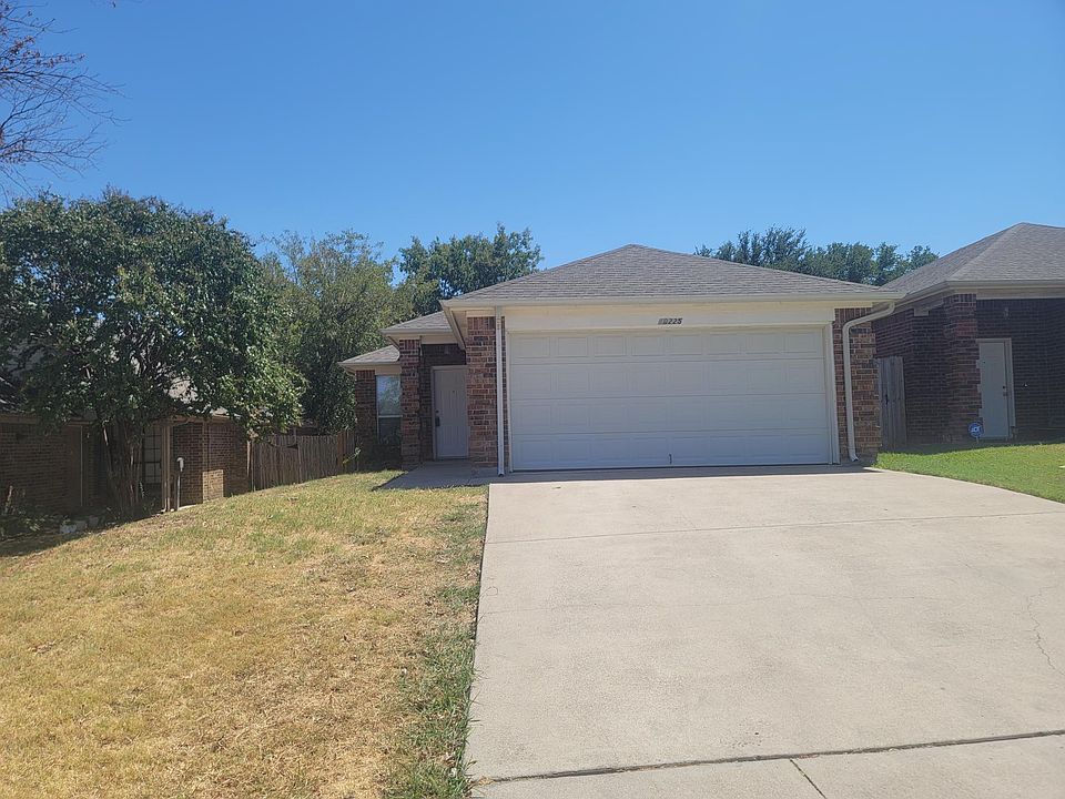 1st image of 10225 Holly Grove Dr