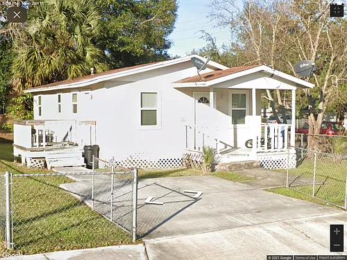 2247 W 10th St Photo 1